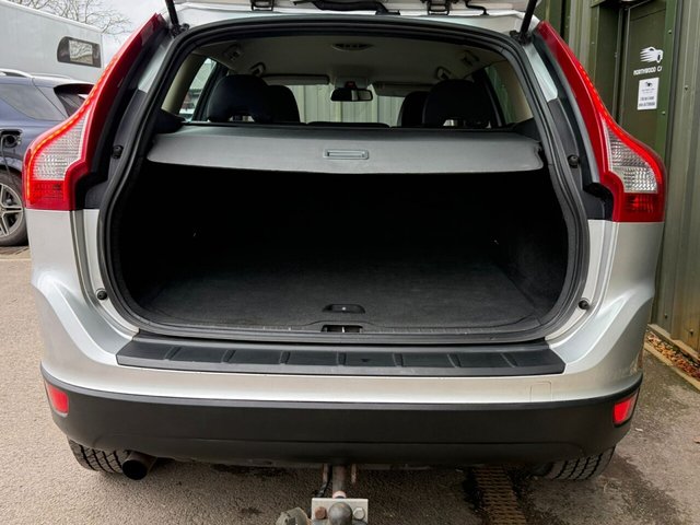 2009 VOLVO XC60 - Photo 9