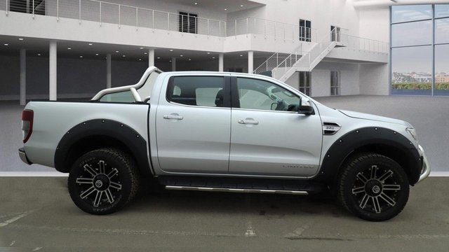 2018 FORD RANGER 2.2 TDCi Limited 1 Pickup Double Cab 4dr Diesel Manual 4WD Euro 5 (s/s) (Eco Axle) (160 ps) FULL RAPTOR KIT - Photo 5
