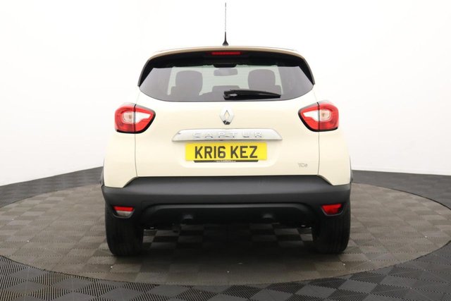 2016 Renault Captur 0.9L Iconic Nav 5dr - Photo 6