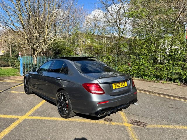 2019 Mercedes-Benz E-Class 4L Amg S 4dr - Photo 5