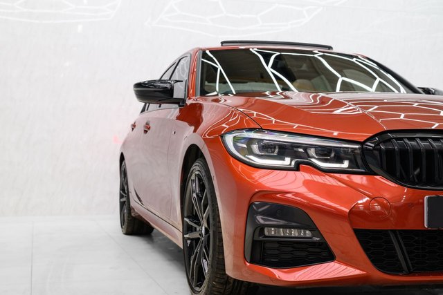 2020 BMW 3 SERIES - Photo 2