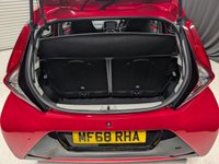 USED 2018 68 TOYOTA AYGO 1.0 VVT-i x-play Hatchback 5dr Petrol Manual Euro 6 (71 ps) Rear Camera Sat Nav