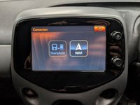 USED 2018 68 TOYOTA AYGO 1.0 VVT-i x-play Hatchback 5dr Petrol Manual Euro 6 (71 ps) Rear Camera Sat Nav