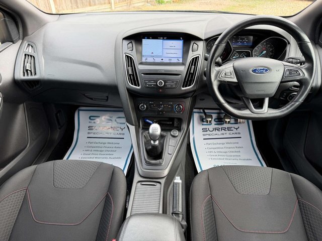 2017 Ford Focus - Photo 8