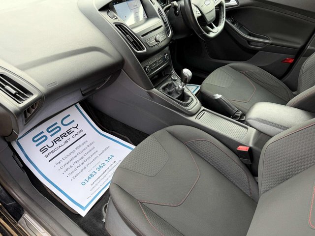 2017 Ford Focus - Photo 6