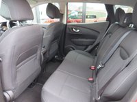 USED 2017 17 RENAULT KADJAR 1.5 dCi Dynamique Nav SUV 5dr Diesel Manual Euro 6 (s/s) (110 ps) * EXTENDED WARRANTIES AVAILABLE *