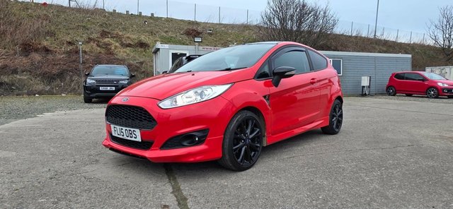 2015 15 Ford Fiesta 1.0T EcoBoost Zetec S Red Edition Hatchback 3dr Petrol Manual Euro 6 (s/s) (140 ps)