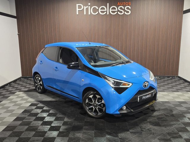 2019 TOYOTA AYGO - Photo 2
