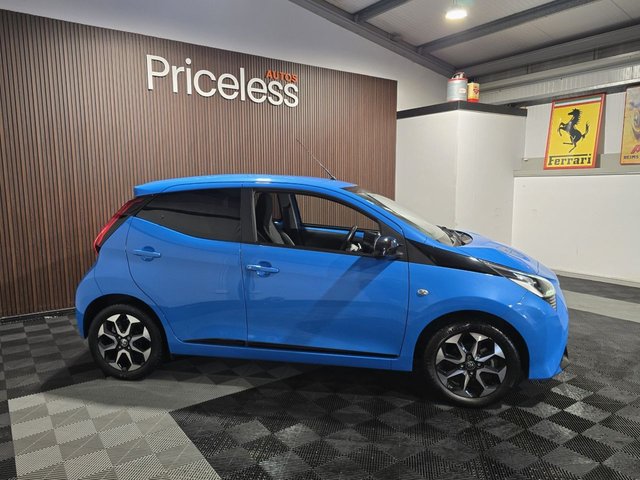 2019 TOYOTA AYGO - Photo 4