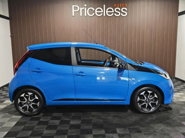 2019 TOYOTA AYGO - Photo 10