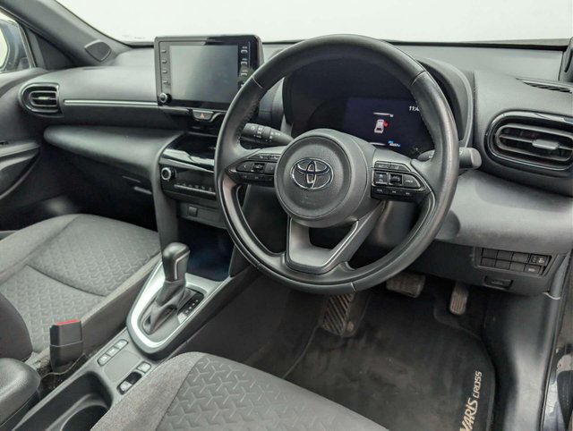 USED 2023 23 TOYOTA YARIS CROSS 1.5 Yaris Cross Design HEV Auto 5dr CLICK & COLLECT/ HOME DELIVERY