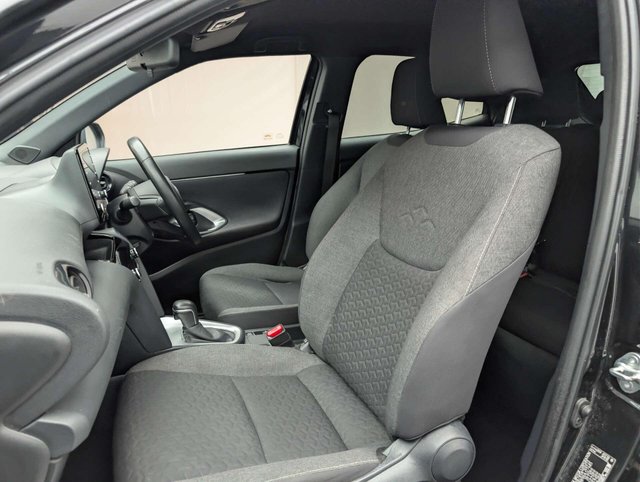 USED 2023 23 TOYOTA YARIS CROSS 1.5 Yaris Cross Design HEV Auto 5dr CLICK & COLLECT/ HOME DELIVERY