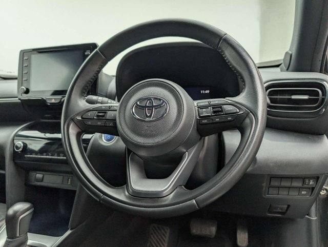 USED 2023 23 TOYOTA YARIS CROSS 1.5 Yaris Cross Design HEV Auto 5dr CLICK & COLLECT/ HOME DELIVERY