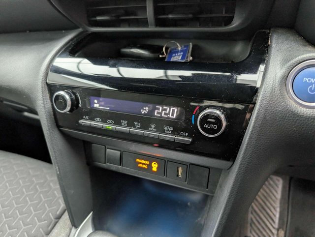 USED 2023 23 TOYOTA YARIS CROSS 1.5 Yaris Cross Design HEV Auto 5dr CLICK & COLLECT/ HOME DELIVERY