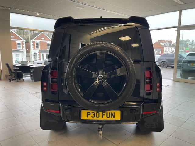 View our LAND ROVER DEFENDER