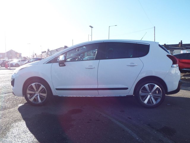 2016 PEUGEOT 3008 1.6 BlueHDi Allure SUV 5dr Diesel EAT Euro 6 (s/s) (120 ps) - Photo 8