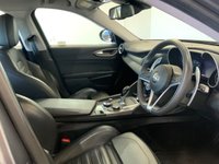 USED 2017 67 ALFA ROMEO GIULIA 2.0T Veloce Saloon 4dr Petrol Auto Euro 6 (s/s) (280 ps) 