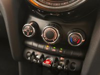 USED 2017 67 MINI HATCH 1.5 Cooper Hatchback 3dr Petrol Manual Euro 6 (s/s) (136 ps) 1 Previous Owner - Bluetooth - Air Conditioning - DAB Radio