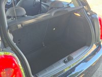 USED 2017 67 MINI HATCH 1.5 Cooper Hatchback 3dr Petrol Manual Euro 6 (s/s) (136 ps) 1 Previous Owner - Bluetooth - Air Conditioning - DAB Radio