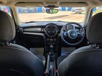 USED 2017 67 MINI HATCH 1.5 Cooper Hatchback 3dr Petrol Manual Euro 6 (s/s) (136 ps) 1 Previous Owner - Bluetooth - Air Conditioning - DAB Radio