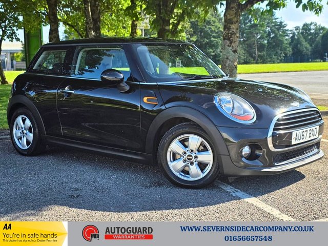 View our MINI Hatch 1.5 Cooper Hatchback 3dr Petrol Manual Euro 6 (s/s) (136 ps)