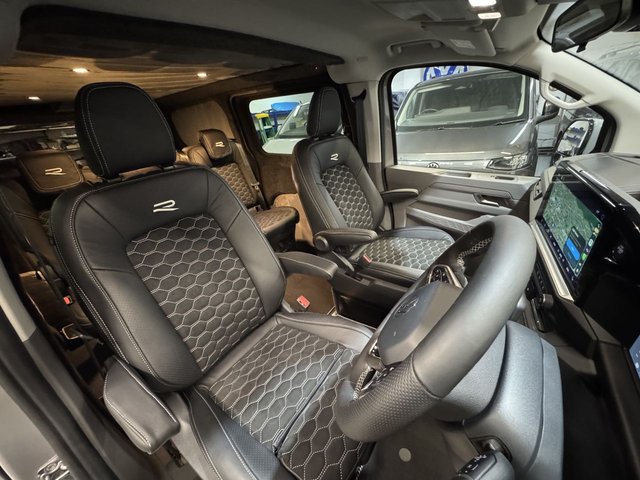 2026 VOLKSWAGEN TRANSPORTER - Photo 12