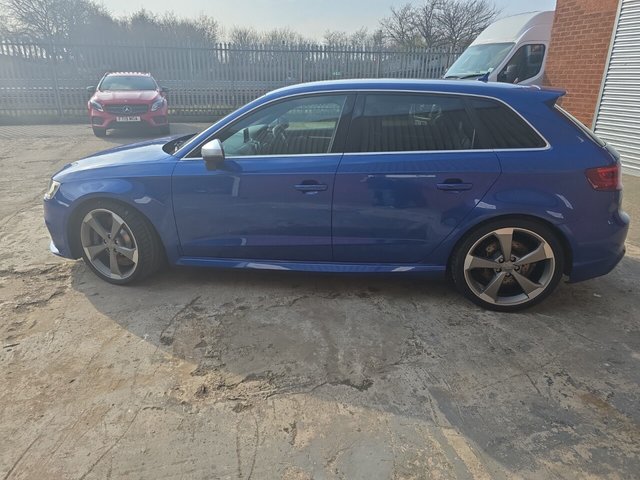 2016 AUDI RS3 - Photo 4