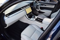 USED 2024 73 JAGUAR XF 2.0 D200 MHEV R-Dynamic SE Black Saloon 4dr Diesel Auto Euro 6 (s/s) (204 ps) BLACK PACK / 20" ALLOYS / FSH