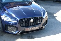 USED 2024 73 JAGUAR XF 2.0 D200 MHEV R-Dynamic SE Black Saloon 4dr Diesel Auto Euro 6 (s/s) (204 ps) BLACK PACK / 20" ALLOYS / FSH