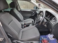 USED 2017 17 VOLKSWAGEN TIGUAN 2.0 TDI BlueMotion Tech SE Navigation SUV 5dr Diesel Manual Euro 6 (s/s) (150 ps) ** WE OFFER FINANCE ON THIS CAR **