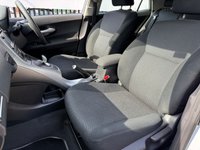USED 2012 62 TOYOTA AURIS 1.8 VVT-h T4 Hatchback 5dr Petrol Hybrid CVT Euro 5 (s/s) (136 ps) REVERSE CAMERA, BLUETOOTH SYSTEM