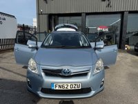 USED 2012 62 TOYOTA AURIS 1.8 VVT-h T4 Hatchback 5dr Petrol Hybrid CVT Euro 5 (s/s) (136 ps) REVERSE CAMERA, BLUETOOTH SYSTEM