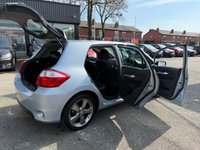 USED 2012 62 TOYOTA AURIS 1.8 VVT-h T4 Hatchback 5dr Petrol Hybrid CVT Euro 5 (s/s) (136 ps) REVERSE CAMERA, BLUETOOTH SYSTEM