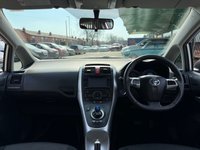 USED 2012 62 TOYOTA AURIS 1.8 VVT-h T4 Hatchback 5dr Petrol Hybrid CVT Euro 5 (s/s) (136 ps) REVERSE CAMERA, BLUETOOTH SYSTEM