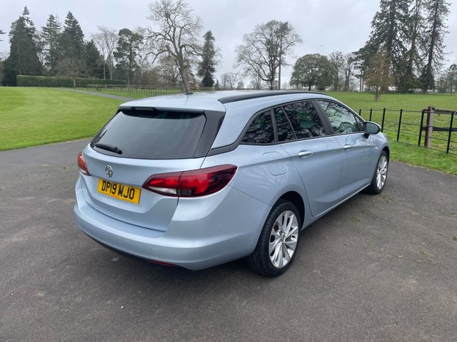 2019 VAUXHALL ASTRA - Photo 5