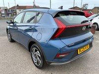 USED 2025 25 HYUNDAI BAYON 1.0 T-GDi Advance SUV 5dr Petrol DCT Euro 6 (s/s) (100 ps) 1 OWNER FROM NEW* 4 YEARS HYUNDAI WARRANTY* AUTOMATIC* SAT NAV* PARKING SENSORS* REVERSING CAMERA* CRUISE CONTROL* LANE / SPEED ASSIST* AUTO START / STOP* TRACTION CONTROL* ECO / SPORT MODE