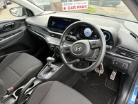 USED 2025 25 HYUNDAI BAYON 1.0 T-GDi Advance SUV 5dr Petrol DCT Euro 6 (s/s) (100 ps) 1 OWNER FROM NEW* 4 YEARS HYUNDAI WARRANTY* AUTOMATIC* SAT NAV* PARKING SENSORS* REVERSING CAMERA* CRUISE CONTROL* LANE / SPEED ASSIST* AUTO START / STOP* TRACTION CONTROL* ECO / SPORT MODE