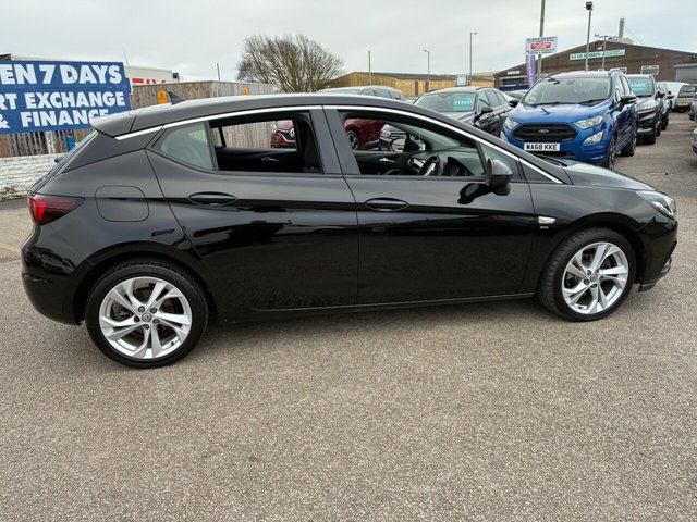 2019 VAUXHALL ASTRA - Photo 5