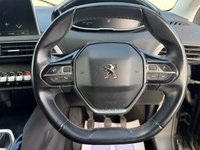USED 2017 67 PEUGEOT 3008 1.2 PureTech Allure SUV 5dr Petrol Manual Euro 6 (s/s) (130 ps) Low rate finance on our website