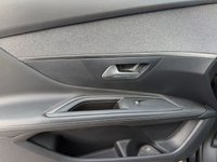 USED 2017 67 PEUGEOT 3008 1.2 PureTech Allure SUV 5dr Petrol Manual Euro 6 (s/s) (130 ps) Low rate finance on our website