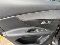 USED 2017 67 PEUGEOT 3008 1.2 PureTech Allure SUV 5dr Petrol Manual Euro 6 (s/s) (130 ps) Low rate finance on our website
