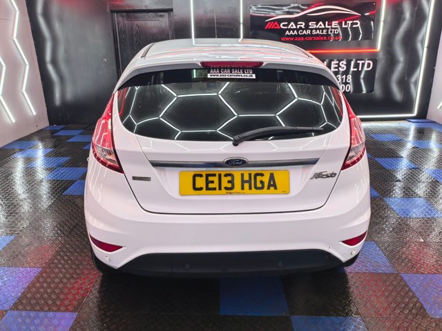 2013 FORD FIESTA - Photo 11