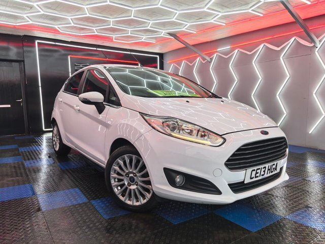 2013 FORD FIESTA