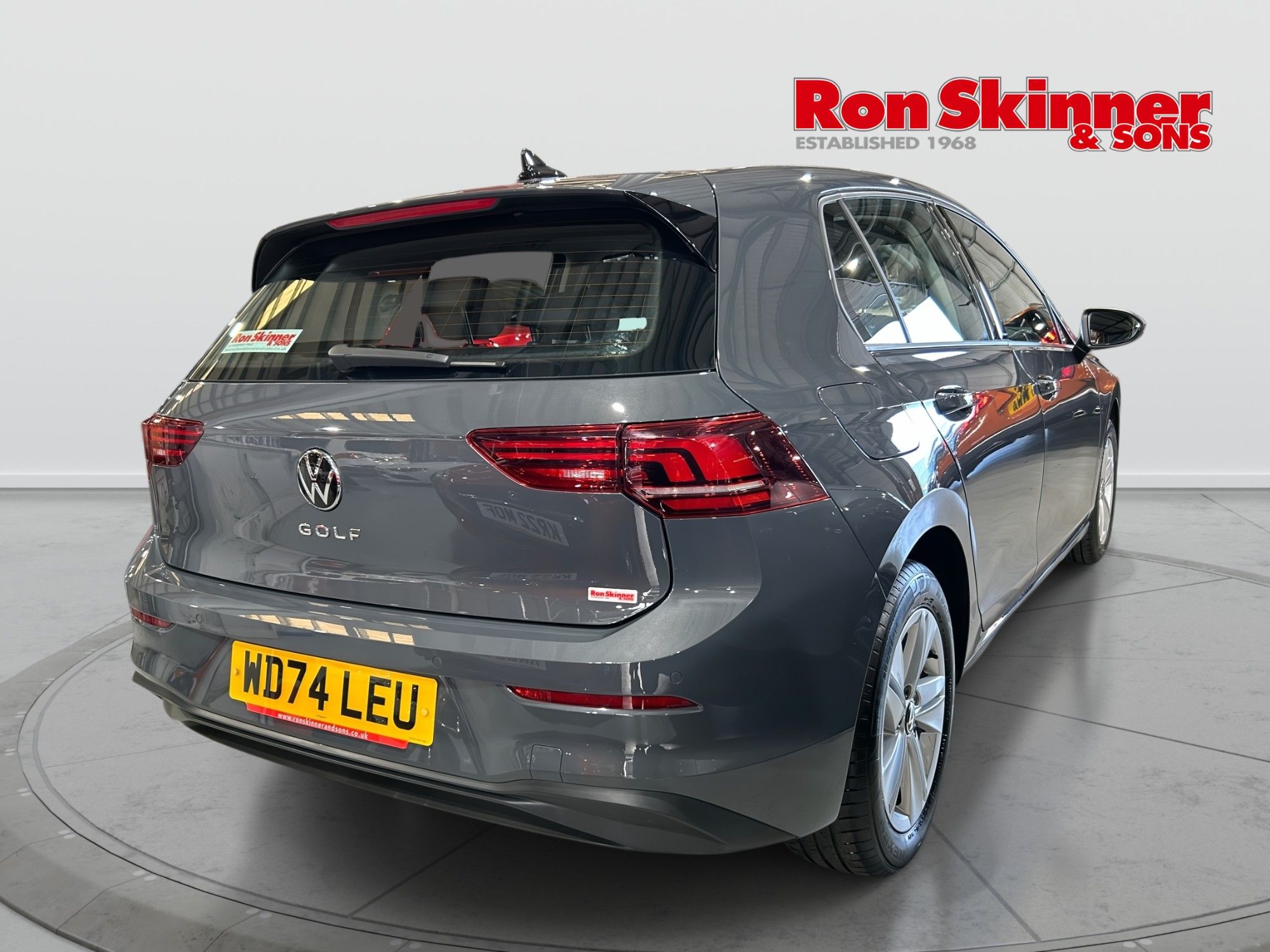USED 2025 74 VOLKSWAGEN GOLF 1.5 TSI Life Hatchback 5dr Petrol Manual Euro 6 (s/s) (115 ps) 