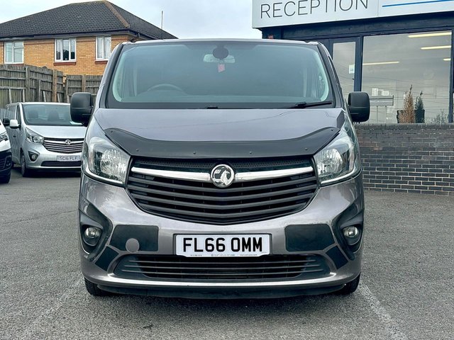 2016 VAUXHALL VIVARO - Photo 2