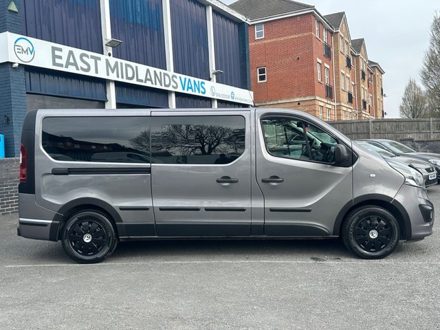 2016 VAUXHALL VIVARO - Photo 9