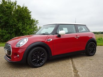 2014 MINI COOPER