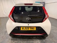 USED 2019 69 TOYOTA AYGO 1.0 VVT-i x-trend Hatchback 5dr Petrol Manual Euro 6 (71 ps) Air conditioning-AppleCar Play / Android Auto-Rear park camera-Bluetooth-Privacy-Voice control-Alloys Finance aranged Part exchange avaliable Open 7 days