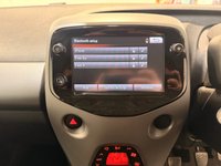 USED 2019 69 TOYOTA AYGO 1.0 VVT-i x-trend Hatchback 5dr Petrol Manual Euro 6 (71 ps) Air conditioning-AppleCar Play / Android Auto-Rear park camera-Bluetooth-Privacy-Voice control-Alloys Finance aranged Part exchange avaliable Open 7 days