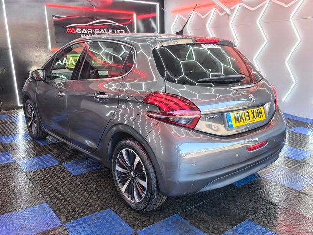 2019 PEUGEOT 208 - Photo 12